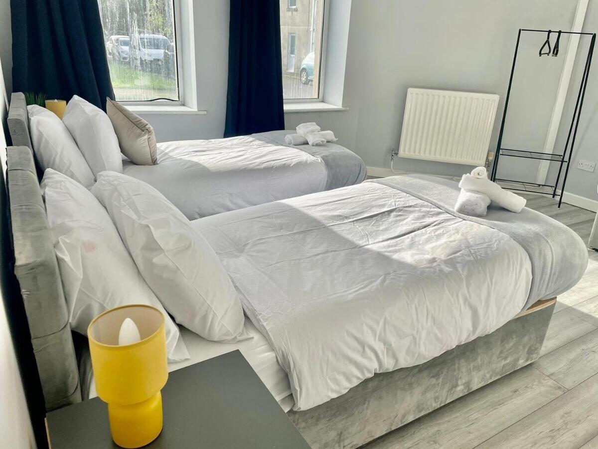 Cozy Home Afan Valley Mountain Retreat - Sleeps -8 Glyncorrwg Bagian luar foto
